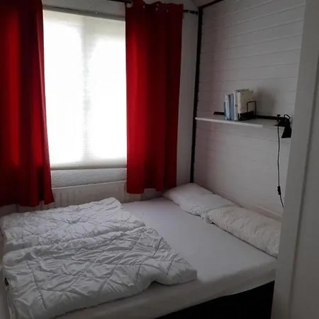 In Sint Maartenszee בית נופש